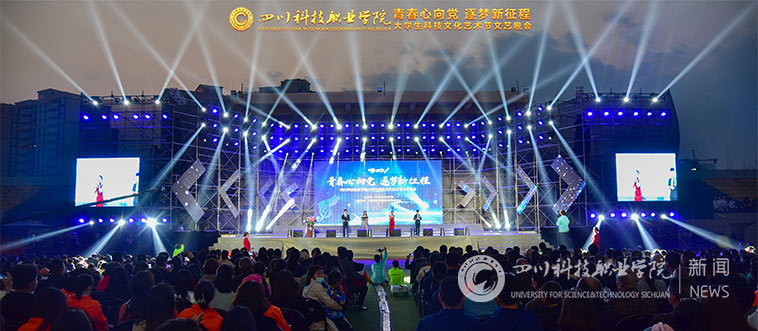 1-2111051U43LP.jpg
