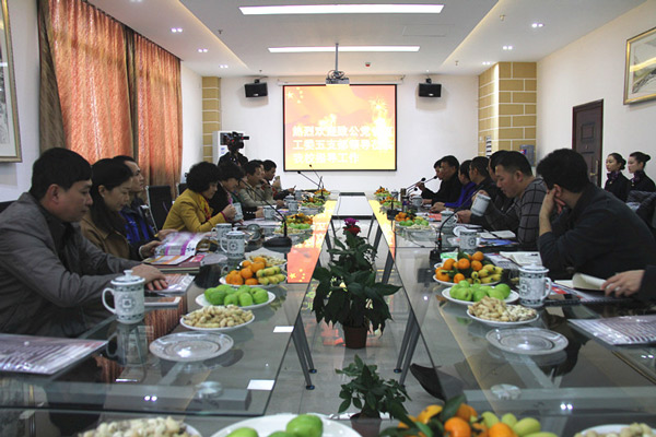 1-211213125H3915.jpg