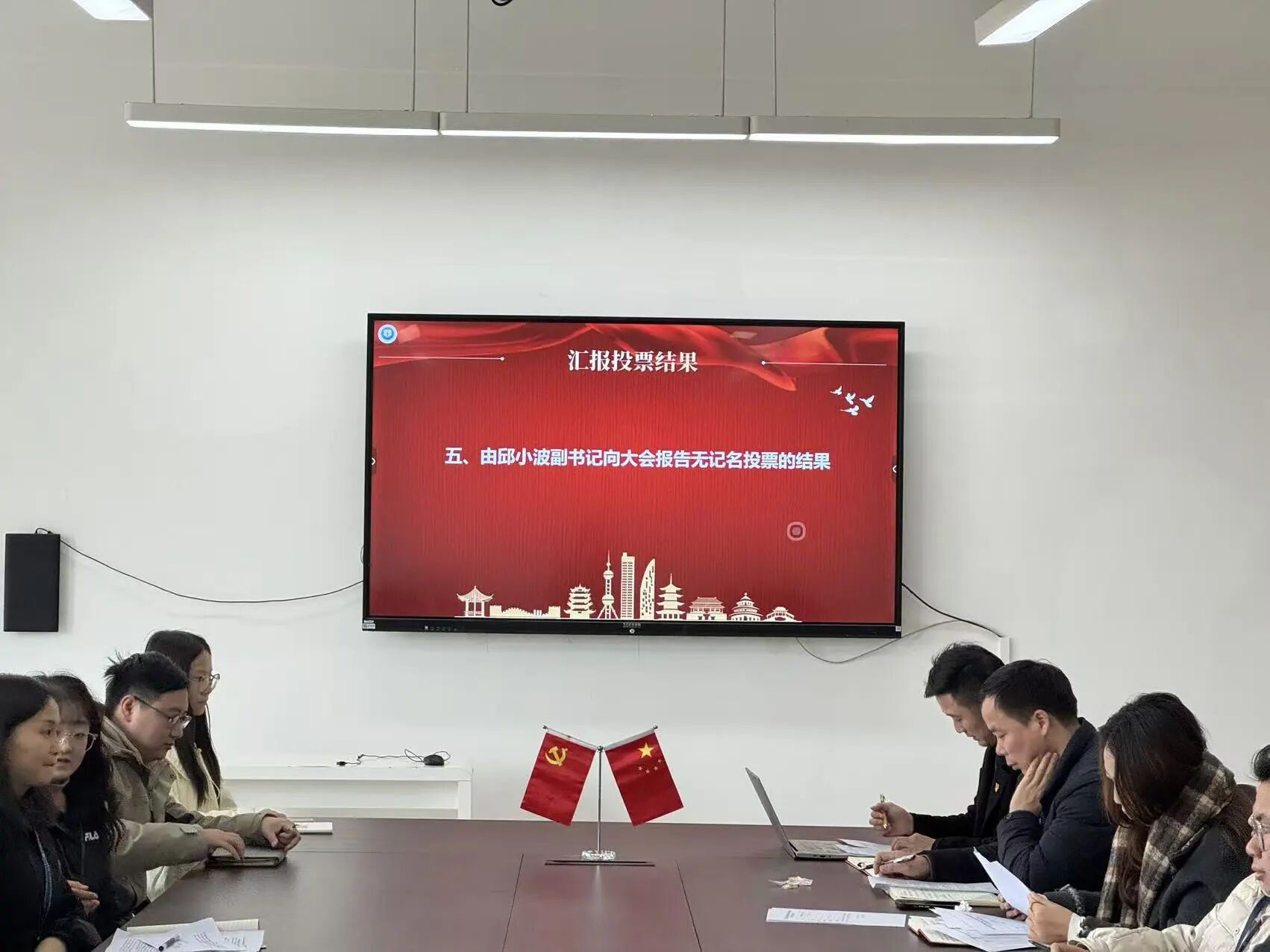 1-251203064TcH.jpg 1-251203064TcH.jpg