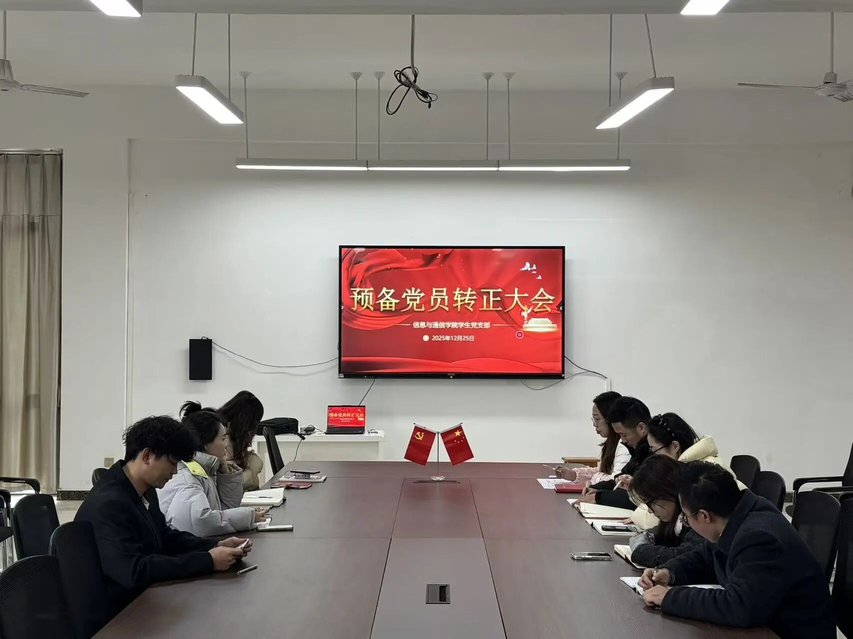 1-25122G13011Z9.jpg 1-25122G13011Z9.jpg